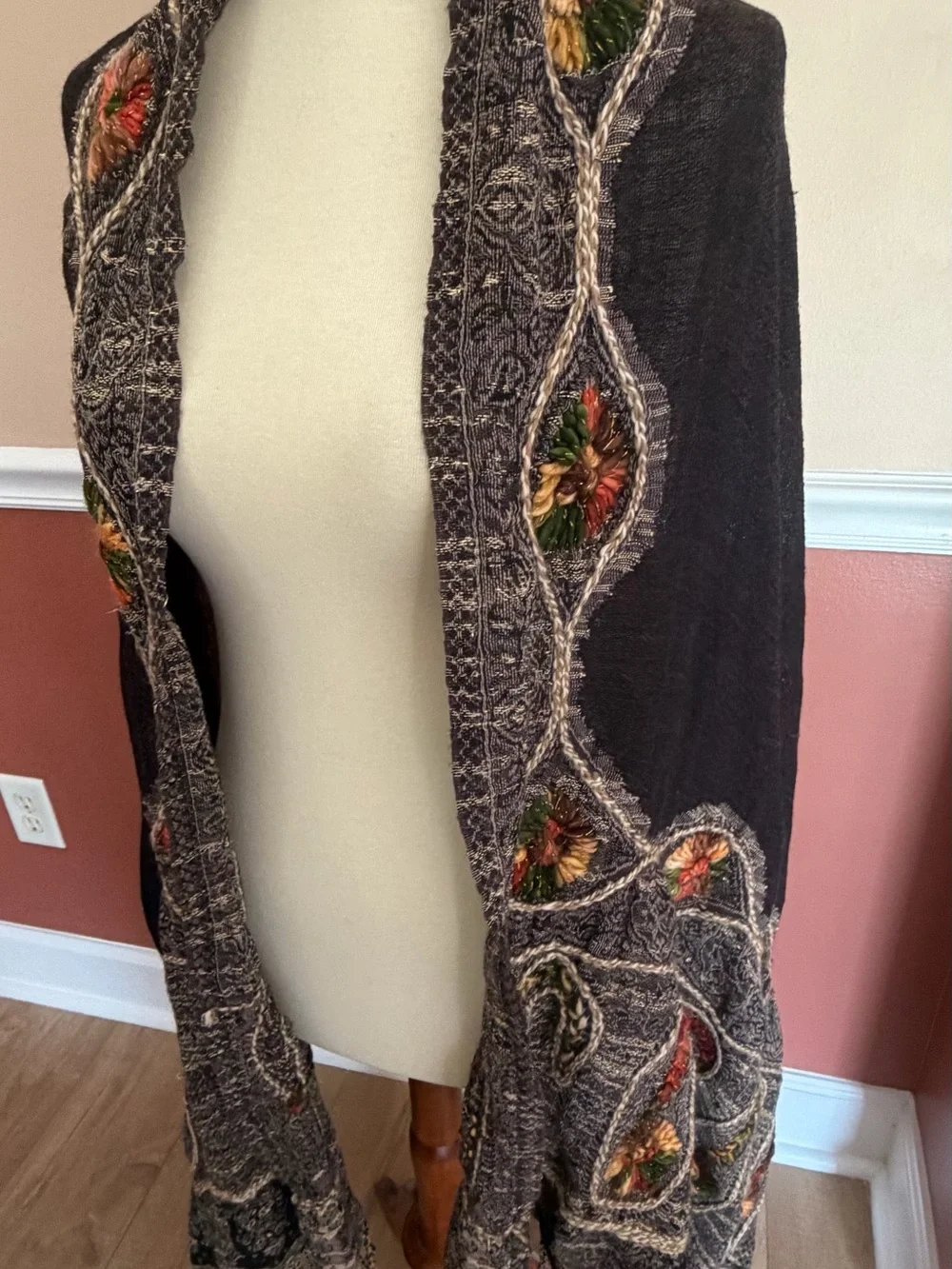 JAIN Shawl Wrap Throw Handcrafted India 95% Wool 72x26” Fringe